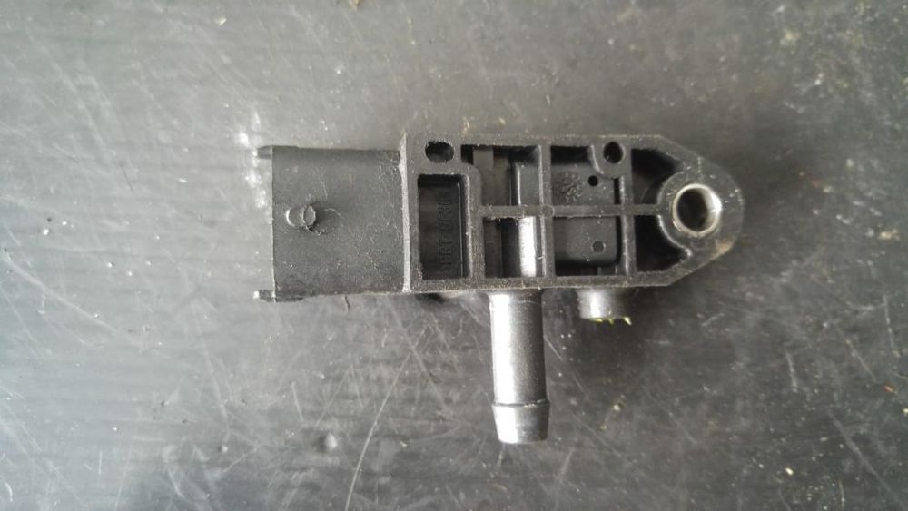 Senzor presiune gaze 1.9 d multijet d19aa fiat sedici 0281002771