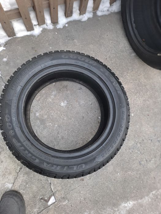 Продам два комплекта шин с дисками