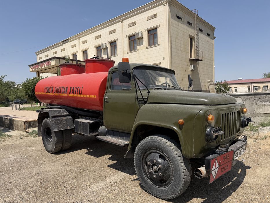 Benzavoz Gaz 53 avto sisterna