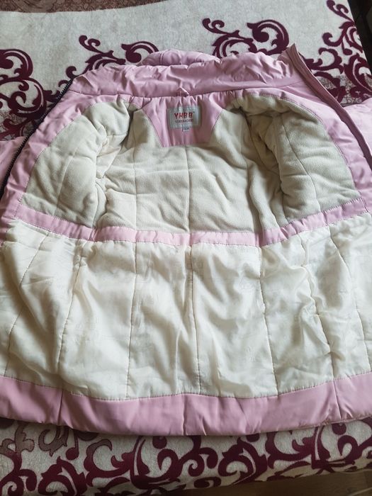 Зимняя куртка на девочку.