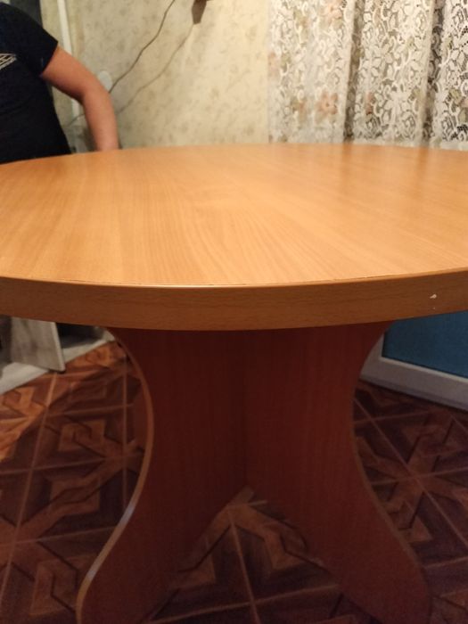 Стол кухонный круглый