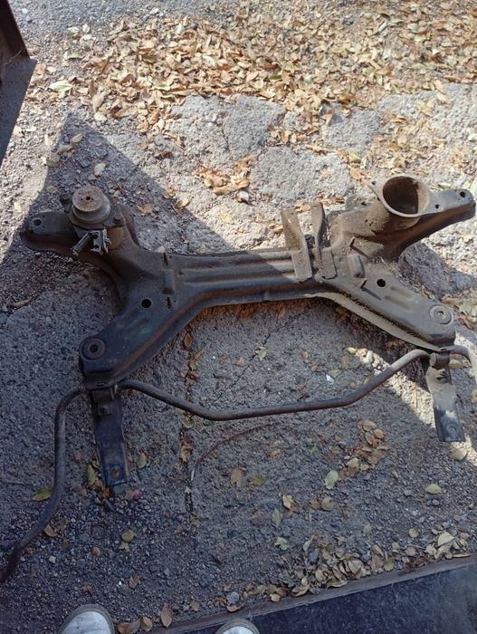 Продам подрамник гольф.3