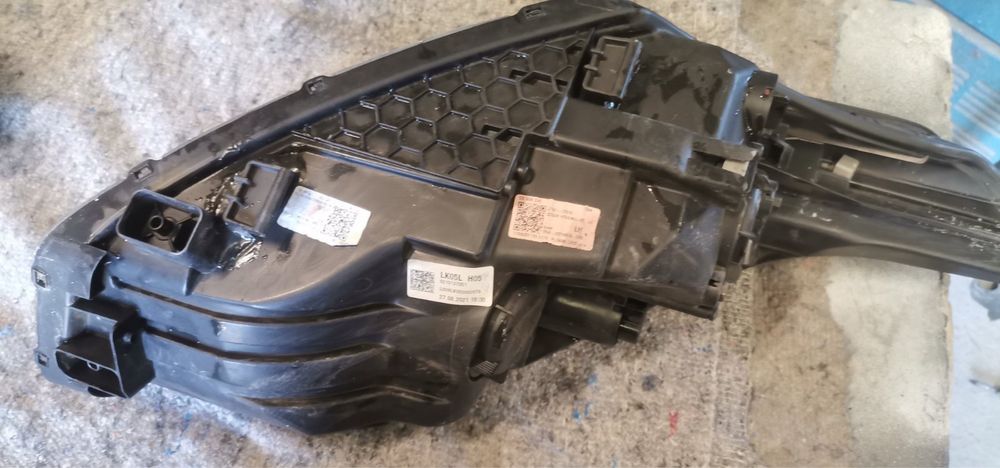 Kia Ceed фар след 2019