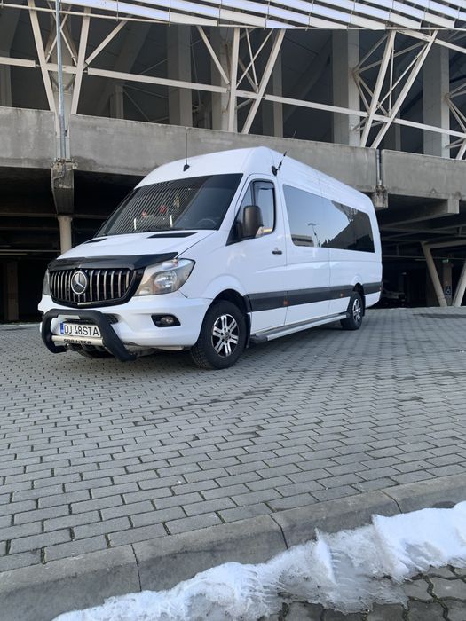 Mercedes-Benz Sprinter 319 8+1