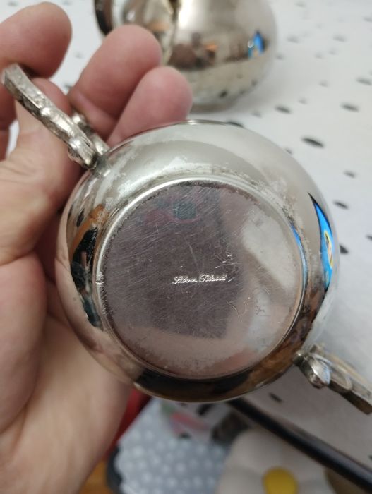 Set vechi suflat cu argint