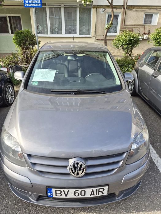 Volkswagen Golf Plus Primul proprietar in Romania. Mașina este de familie.