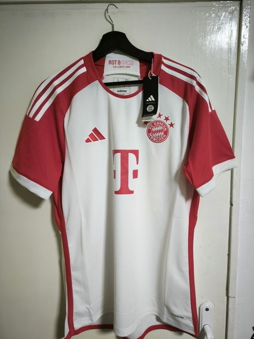 ПОСЛЕДНИ БРОЙКИ Чисто нови оригинални футболни екипи на Manchester United Arsenal Real Madrid  Bayern Munich Roma Juventus Benfica Lion