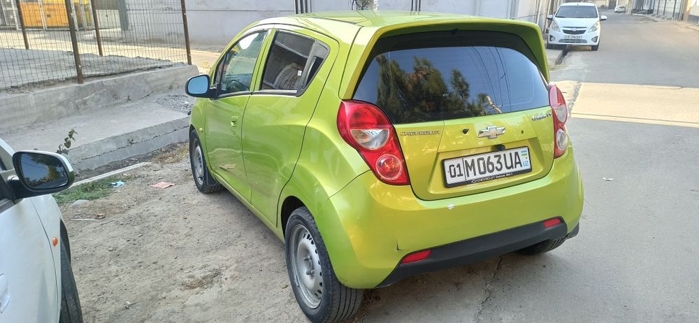 Chevrolet Spark 2015