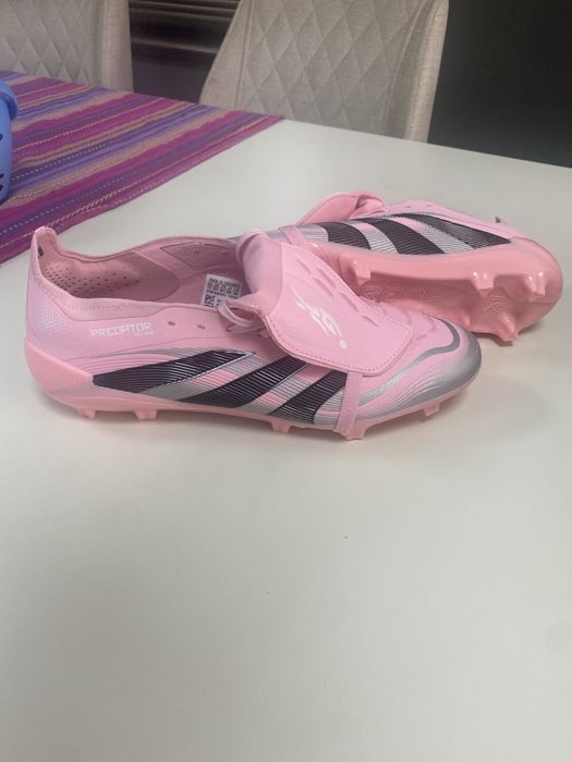 Футболни обувки Adidas Predator Edge+ FG - Лимитирана серия