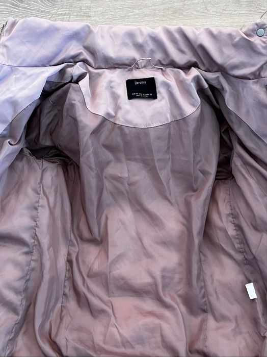 Дамско зимно яке с качулка Bershka, размер M