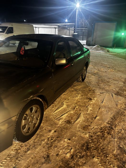 Продам срочно мазду 626