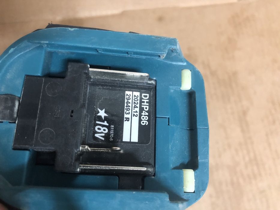 Masina gauri infiletat cu percutie Makita DHP 486 fabricatie 12.2024
