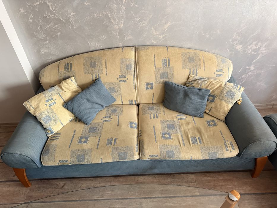 Комплект дивани - триместен, двуместен