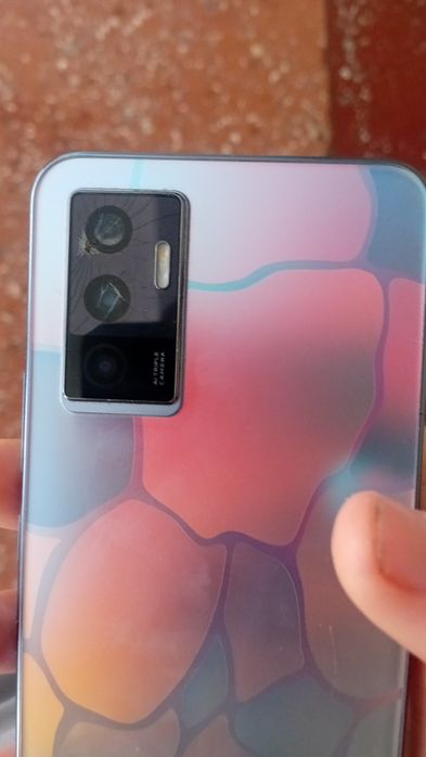 Обменяю 2 телефона на айфон