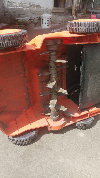 Scarificator aerator electric