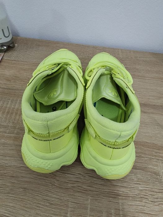 Pantofi sport Adidas