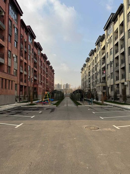 2-комнатная 56м², кирпич, 5 этаж, Grand City, коробка`