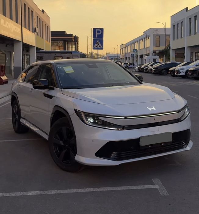 Honda p7 EV 650km 2025