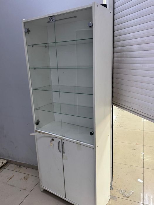 Продам шкаф срочно