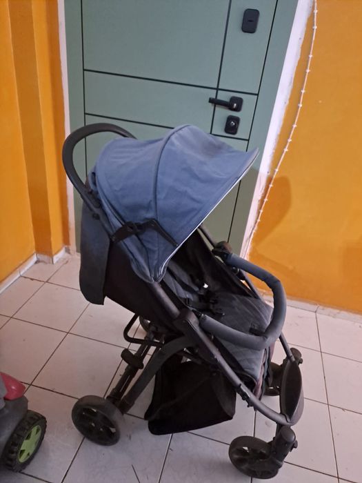 Продам детскую коляску раскладная