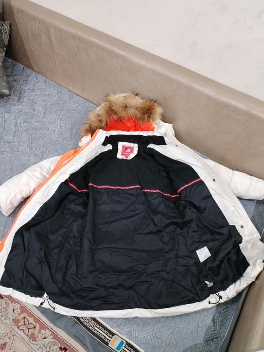 Тёплая б/у куртка для зимы