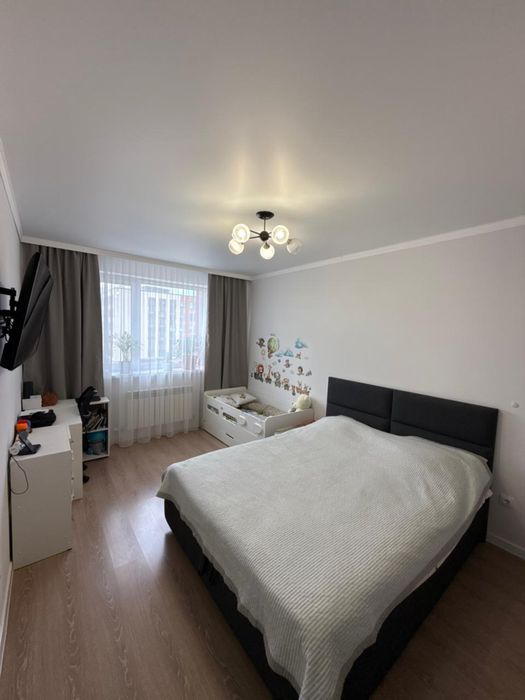 Продается 3-х ком кв