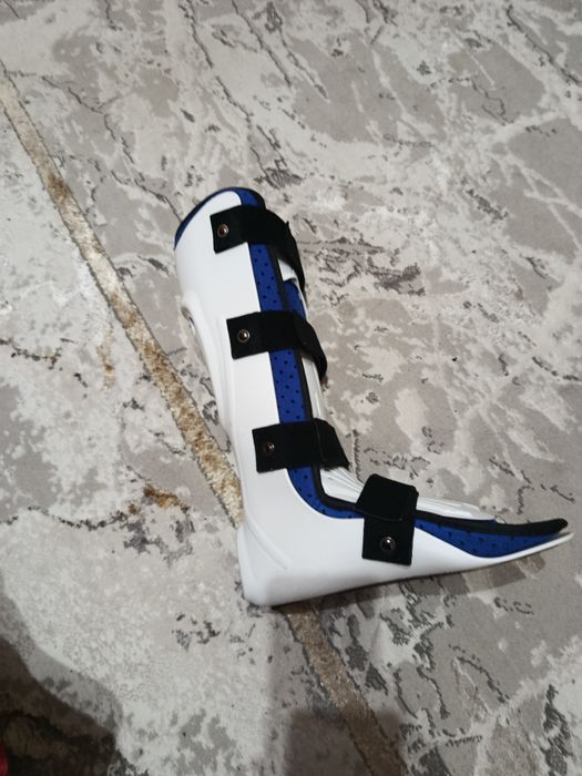 Лангета пластмассовые