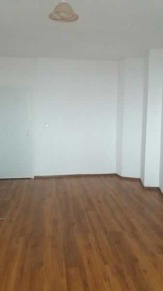 Дава се под наем Едностаен апартамент в Бургас, Меден рудник - зона А - 70 кв.м за 145 € - Снимка #1