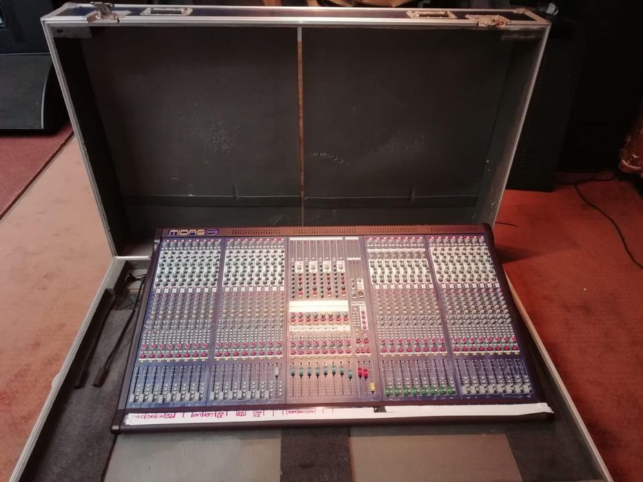Consola Mixer Midas verona 480 analog