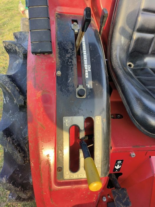 Tractor Mitsubishi MT205 - 20 cai 4x4