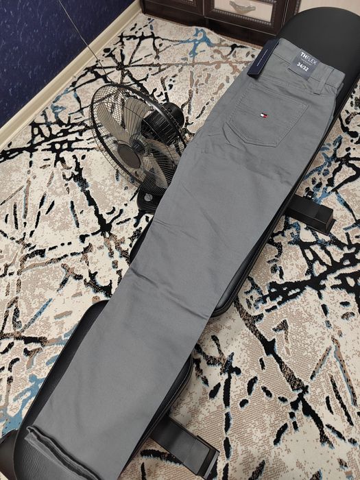 Брюки Tommy Hilfiger travel pants 34/32; 36/32.