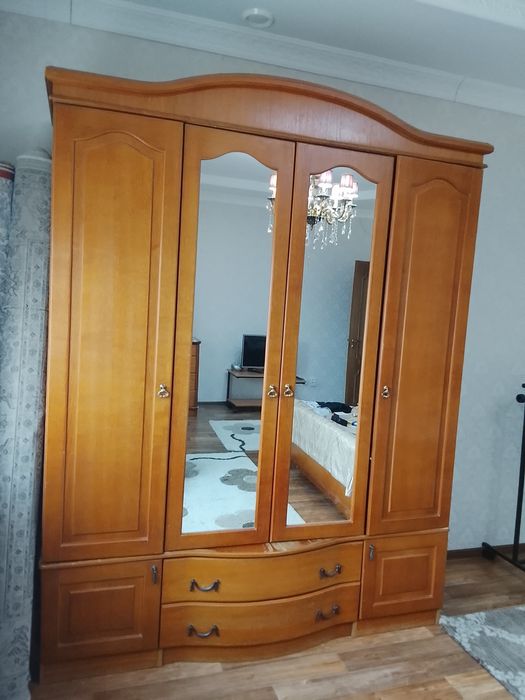 Спальный гарнитур