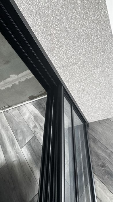 Продам красивые стеклянные двери