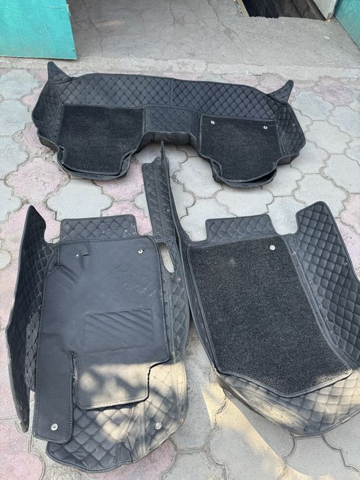 Продам 3д полики на Toyota Camry 40