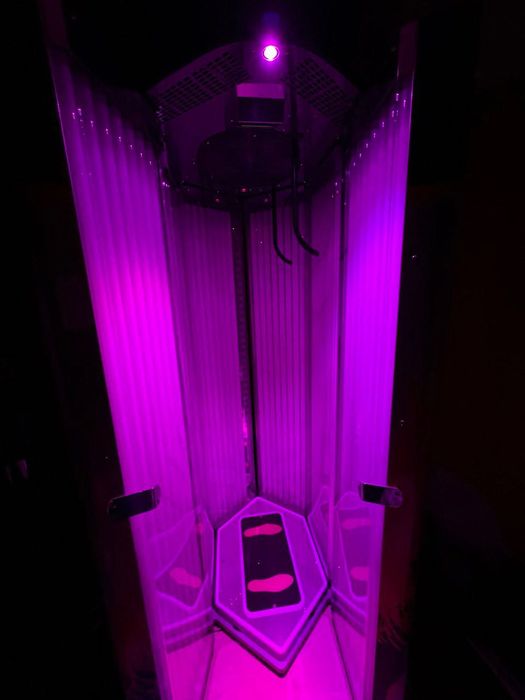 Солярий Q-MED 46 BODYWAVE 180