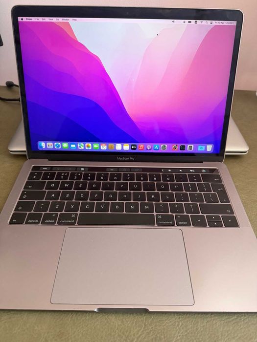 MacBook Pro 13” (2016) – i7, 16GB RAM, леко износване