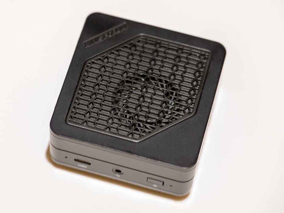 Mini PC Minisforum EM680 32GB DDR5 1TB M.2 SSD