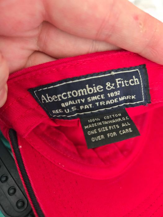 Детски шапки общо 9бр за 15 лв.