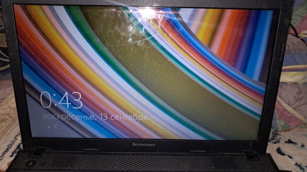 Ноутбук LENOVO Рабочий