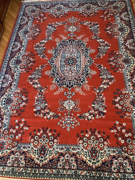 Covor plusat din lana, romanesc, nou, cu eticheta