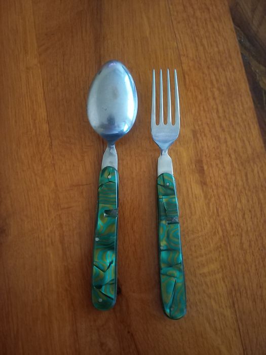 Комплект сгъваеми вилица и лъжица