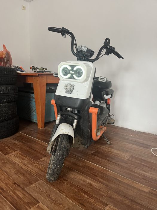 Электроскутер ТАНК