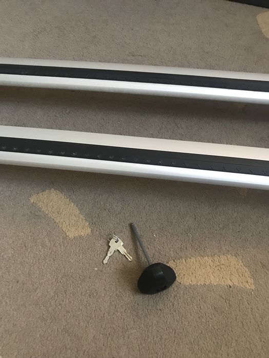 Audi Q6 Q5 /Skoda Enyaq Oktavia  Thule WingbarEdge 7206 Evo