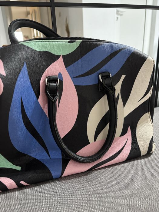 Armani Exchange чанта