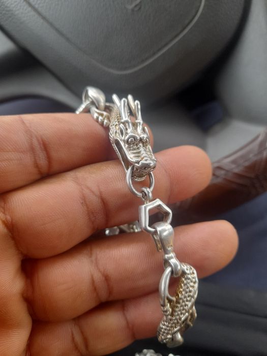 Кумиш сотилади вес 82 грамм