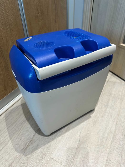 Хладилнa чанта Quigg KB 2004.06, 12V & 230V , 26л,  студено