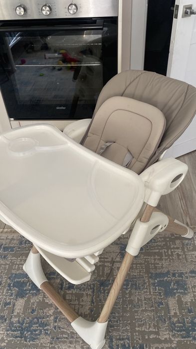 Стол для кормления ребенка