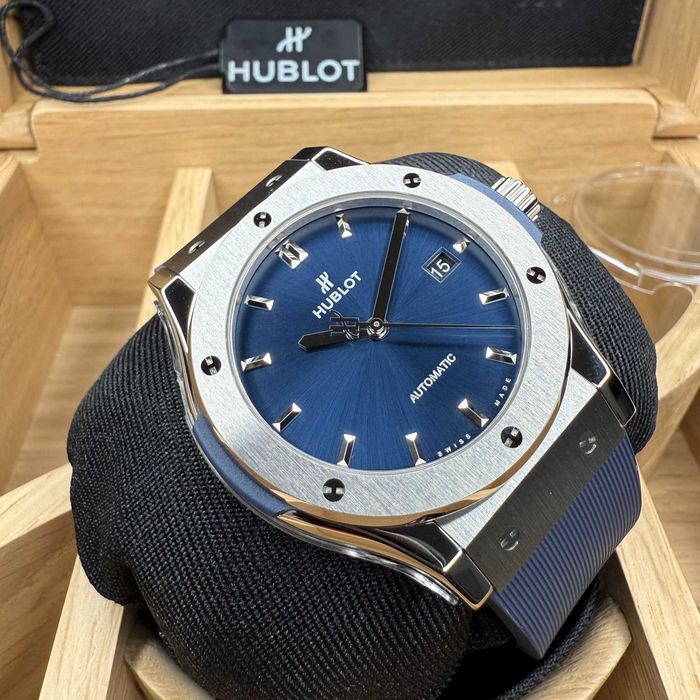 Hublot Classic Fusion Blue 42mm | 542.NX.7170.RX | TVA Deductib. 2025