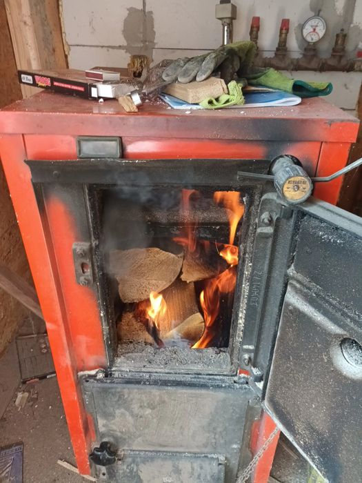 Vind centrala pe lemne de 35 kw este din finta am schimbato cu un mai