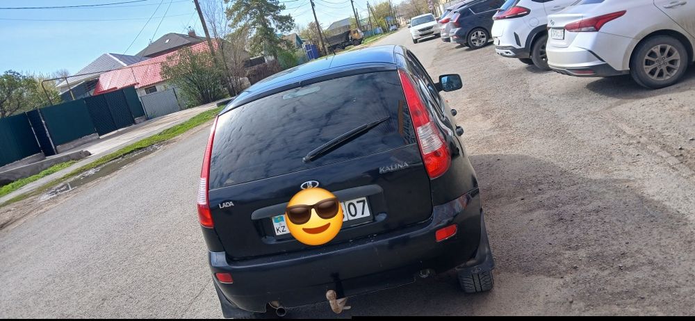 Продам калину хетчбек 2013